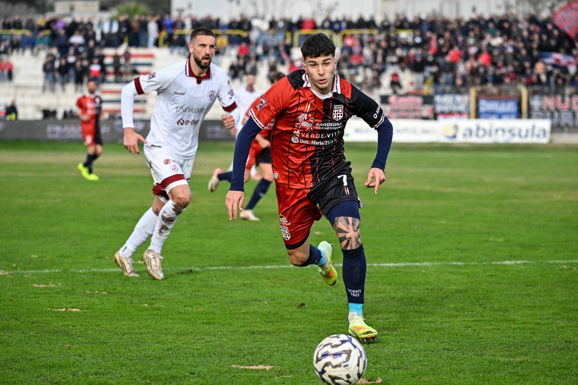 Lorenzo Di Stefano in uno scatto della partita d'andata contro l'Arezzo