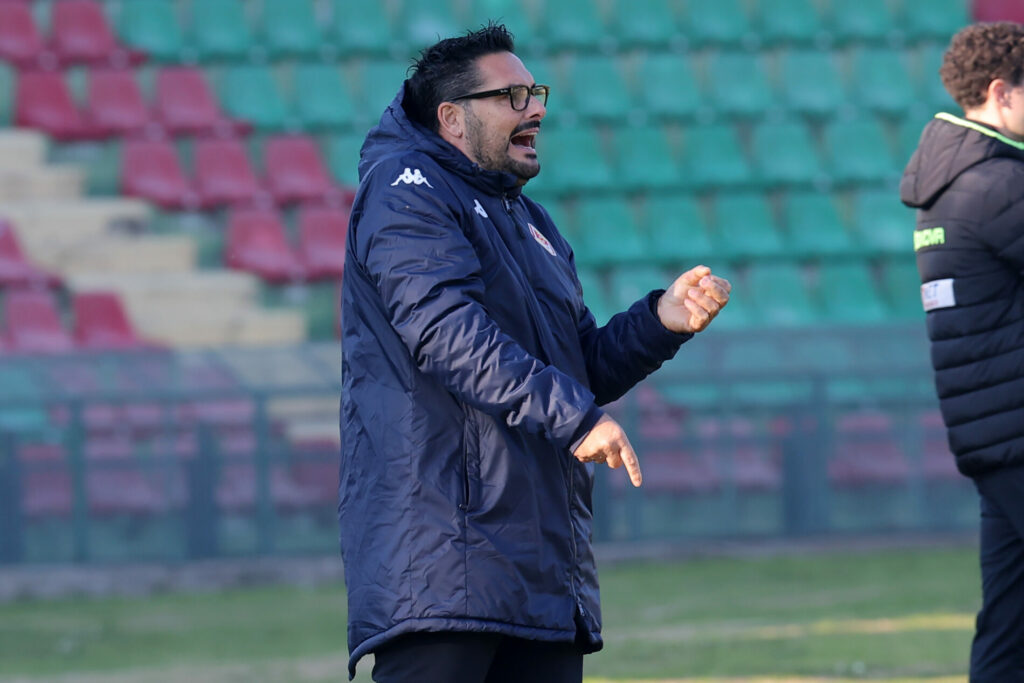 L'allenatore del Bra, Fabio Nisticò (Foto d'archivio)