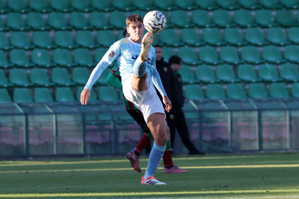Giacomo Faticanti con la maglia della Juventus Next Gen