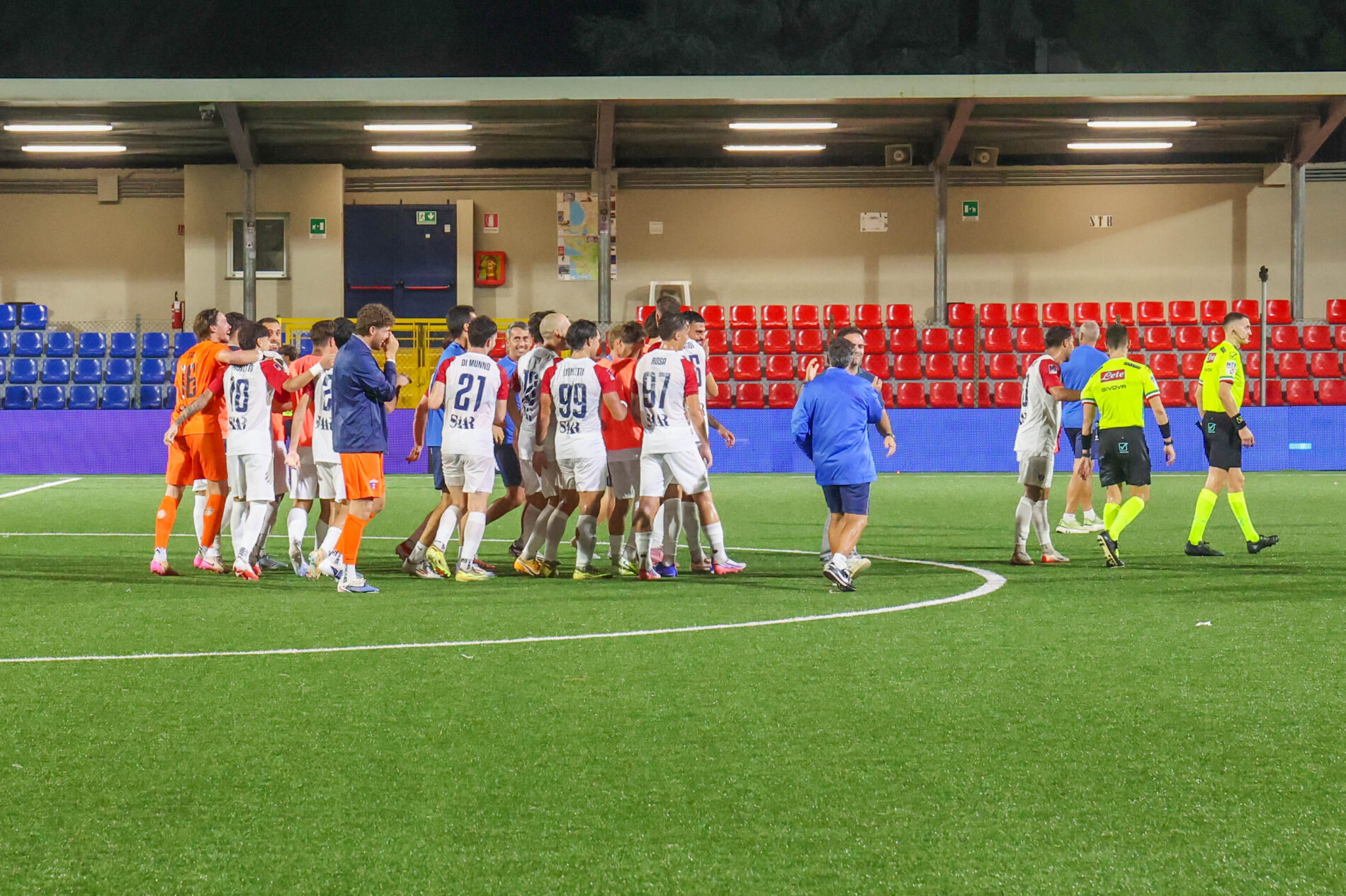 Il Vado dopo la partita contro l'Atalanta U23