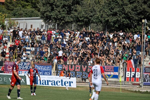 La Curva Nord del "Vanni Sanna"