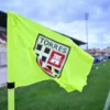 Il logo della Torres su una bandierina del Vanni Sanna